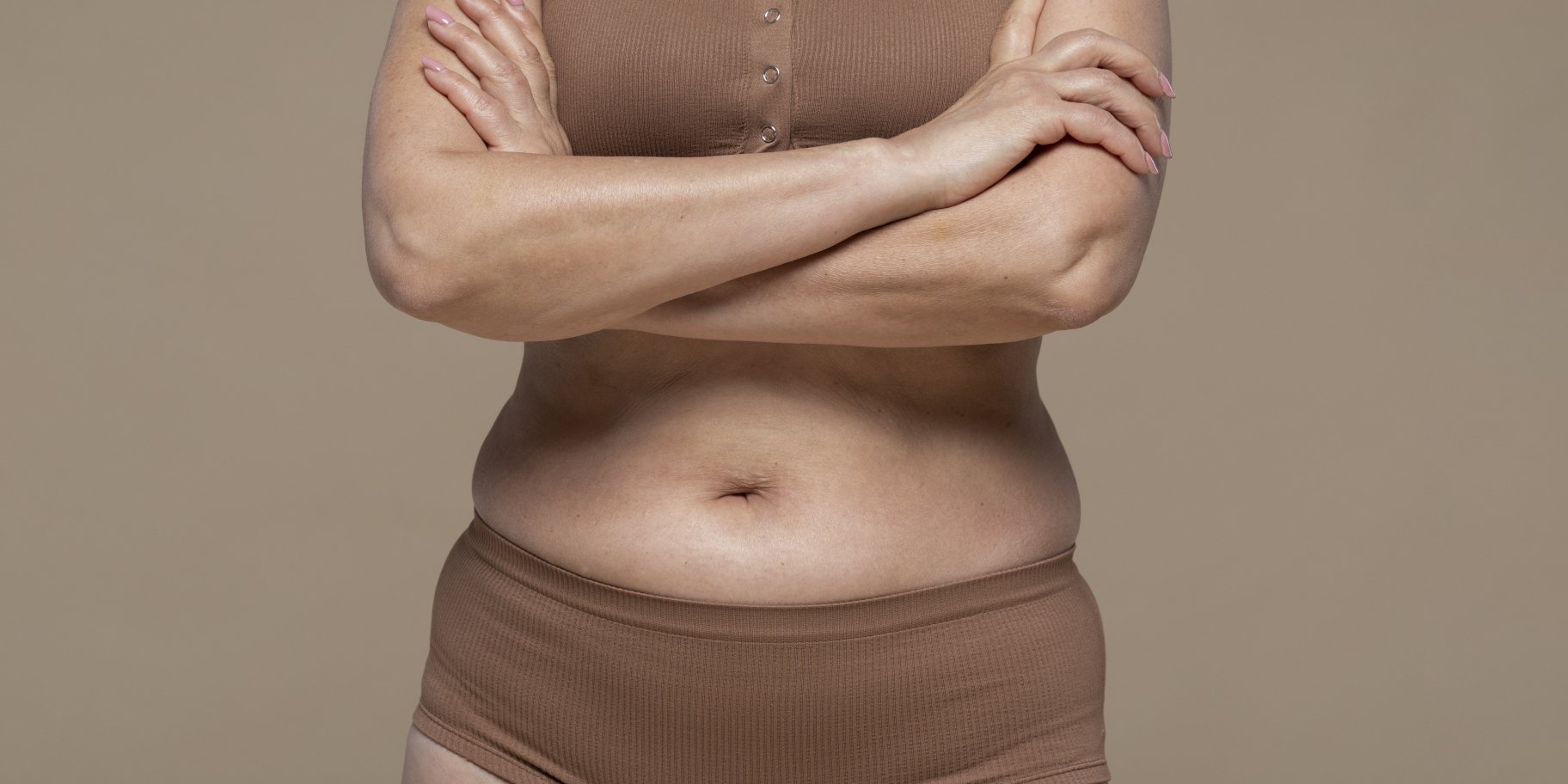 Жінка в спортивній білизні