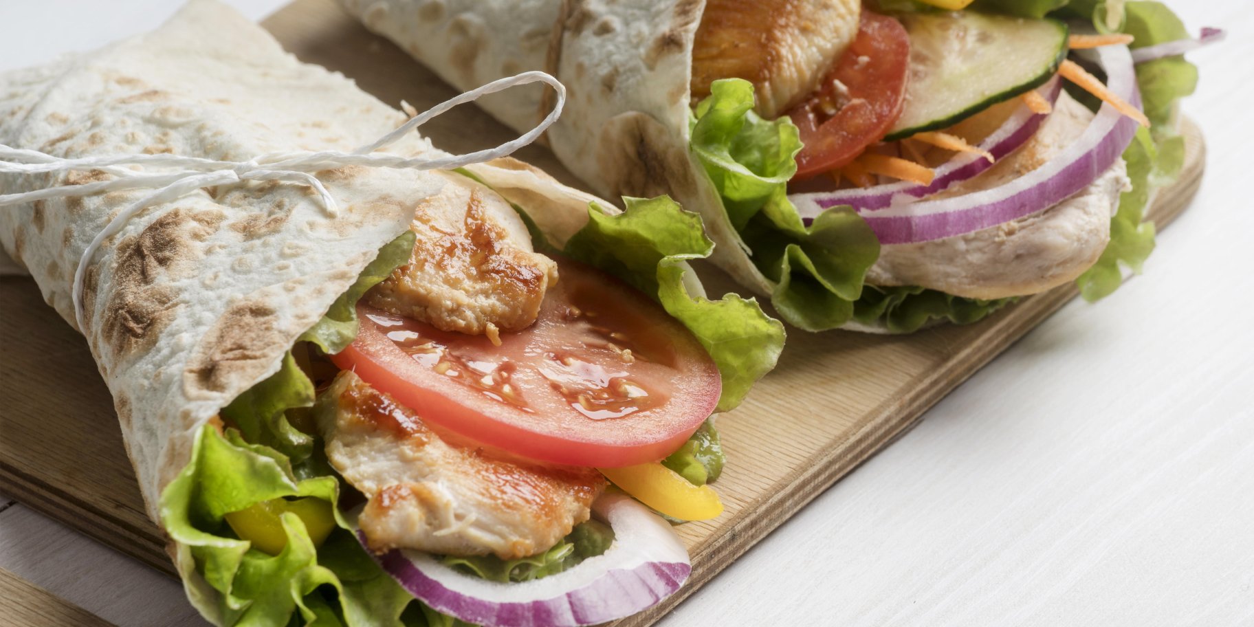 Шаурма з куркою в лаваші