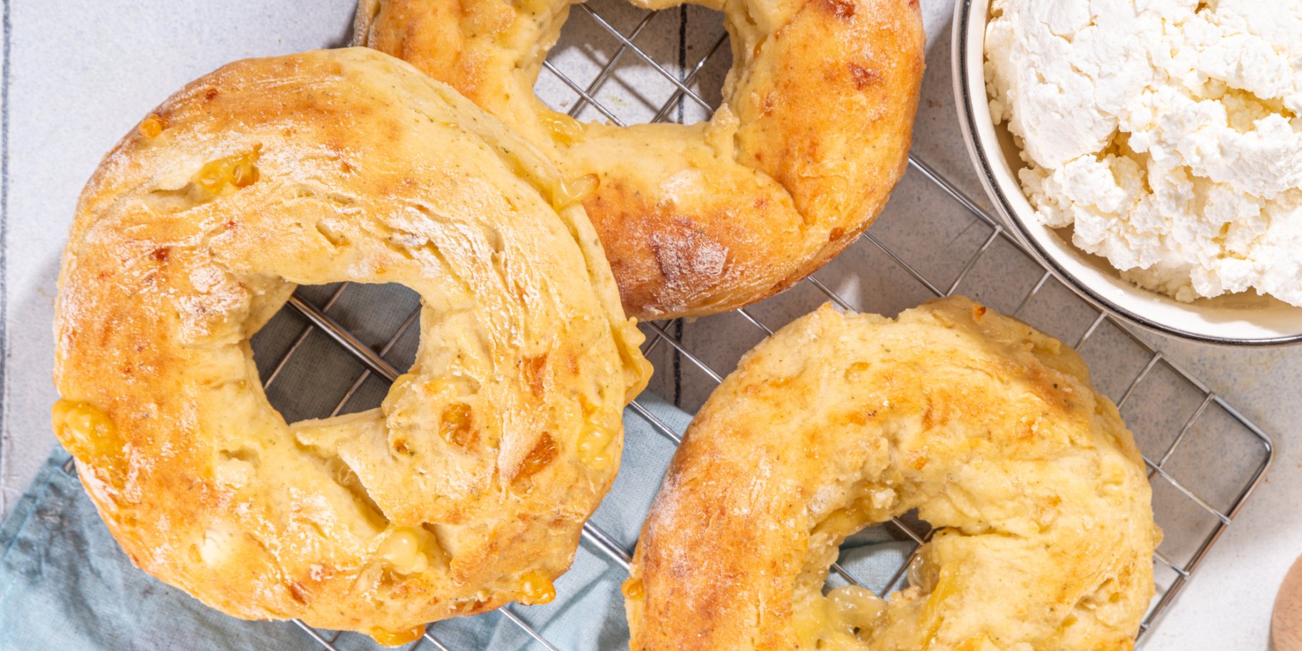 Сирні булочки