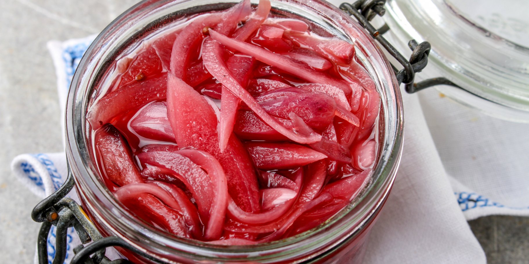 Маринована цибуля