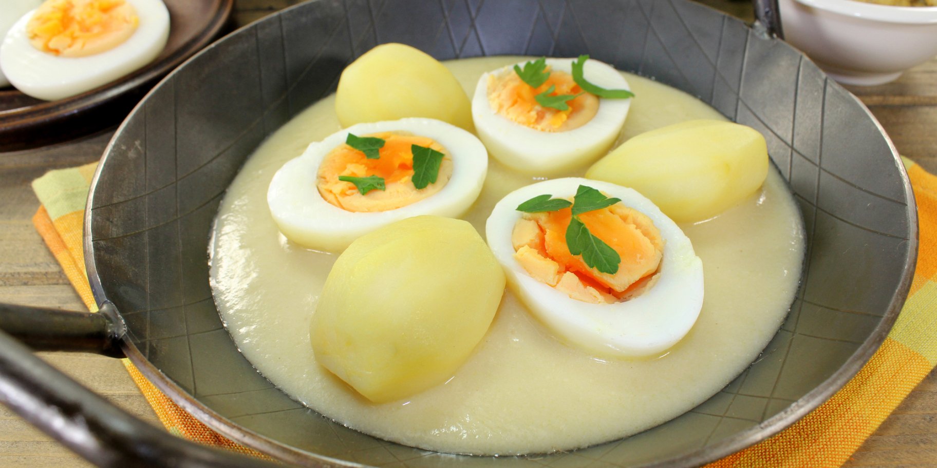 Яйця в гірчичному соусі