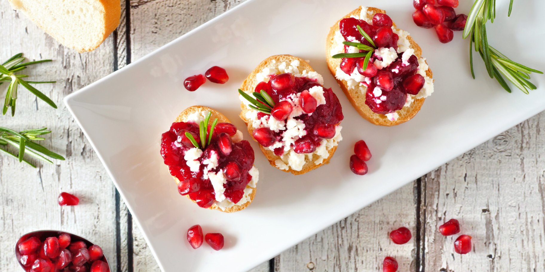 Закуска с творогом и гранатом