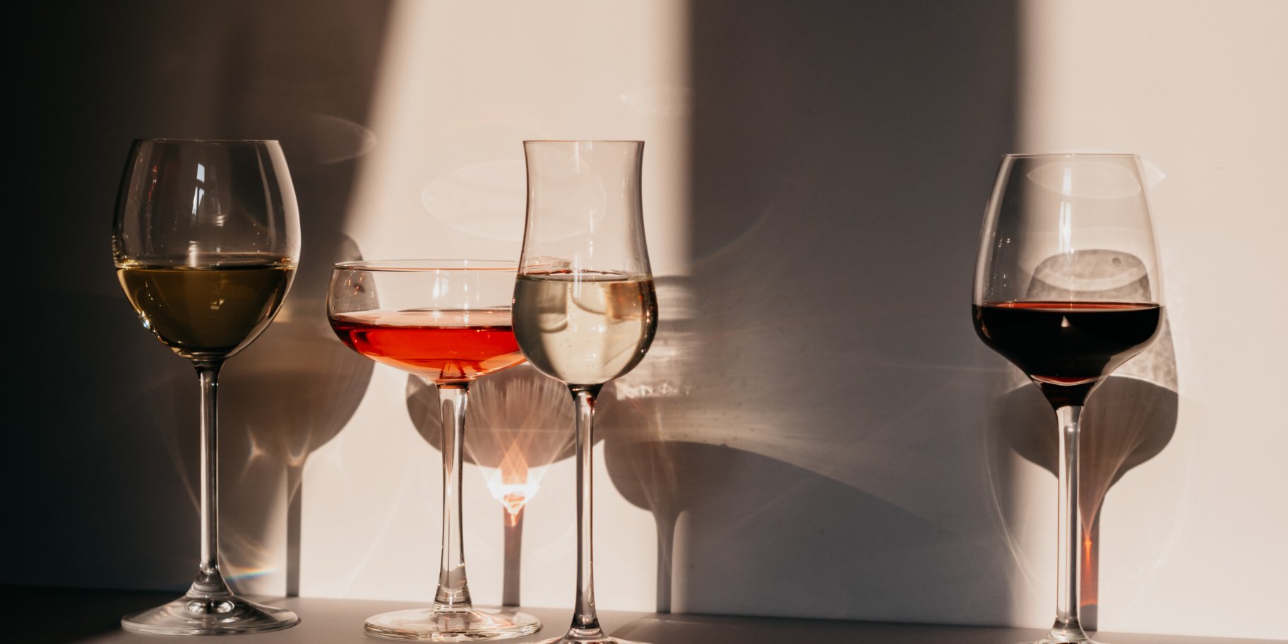 Келихи з вином