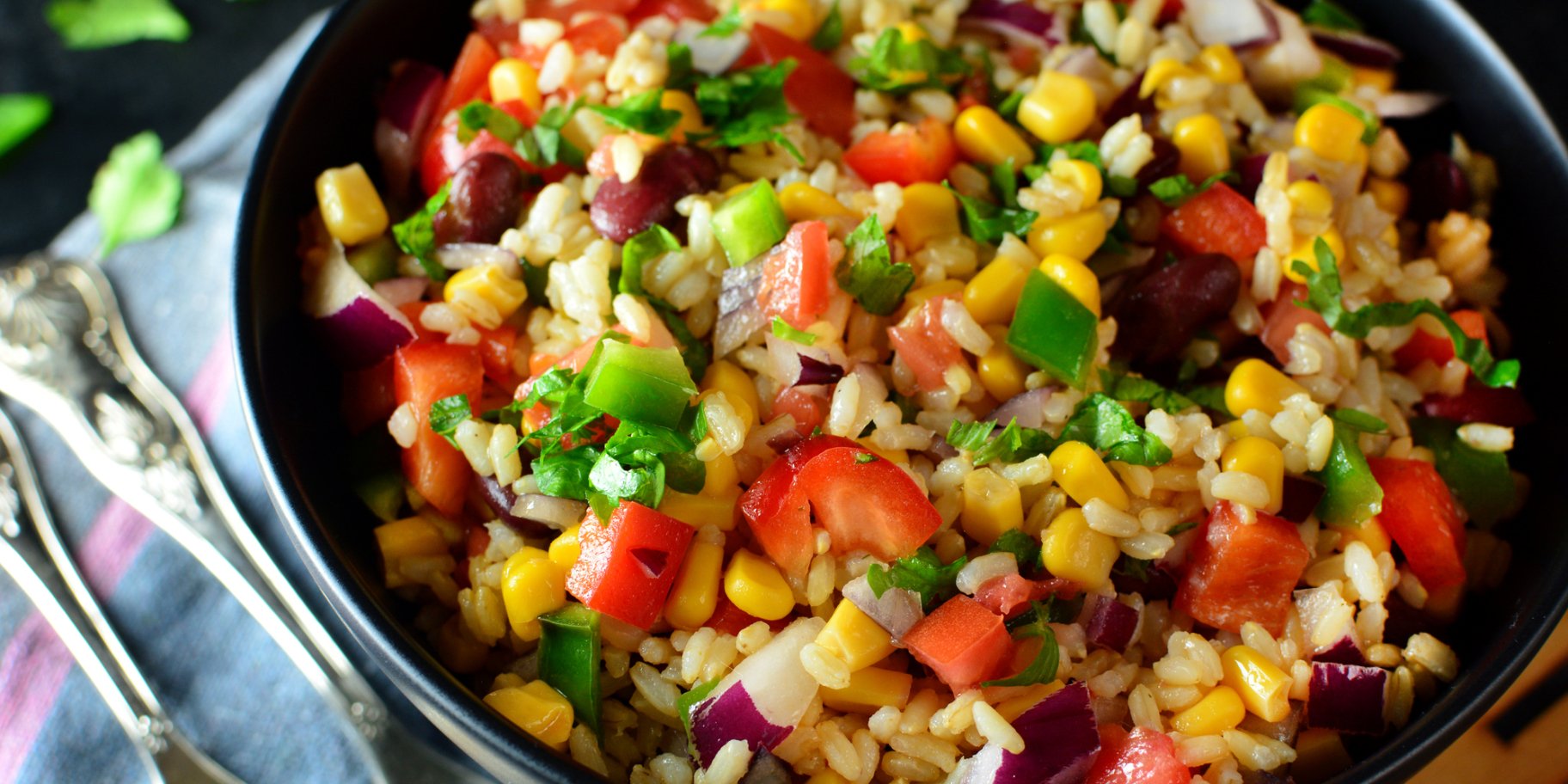 Салат з рисом та овочами