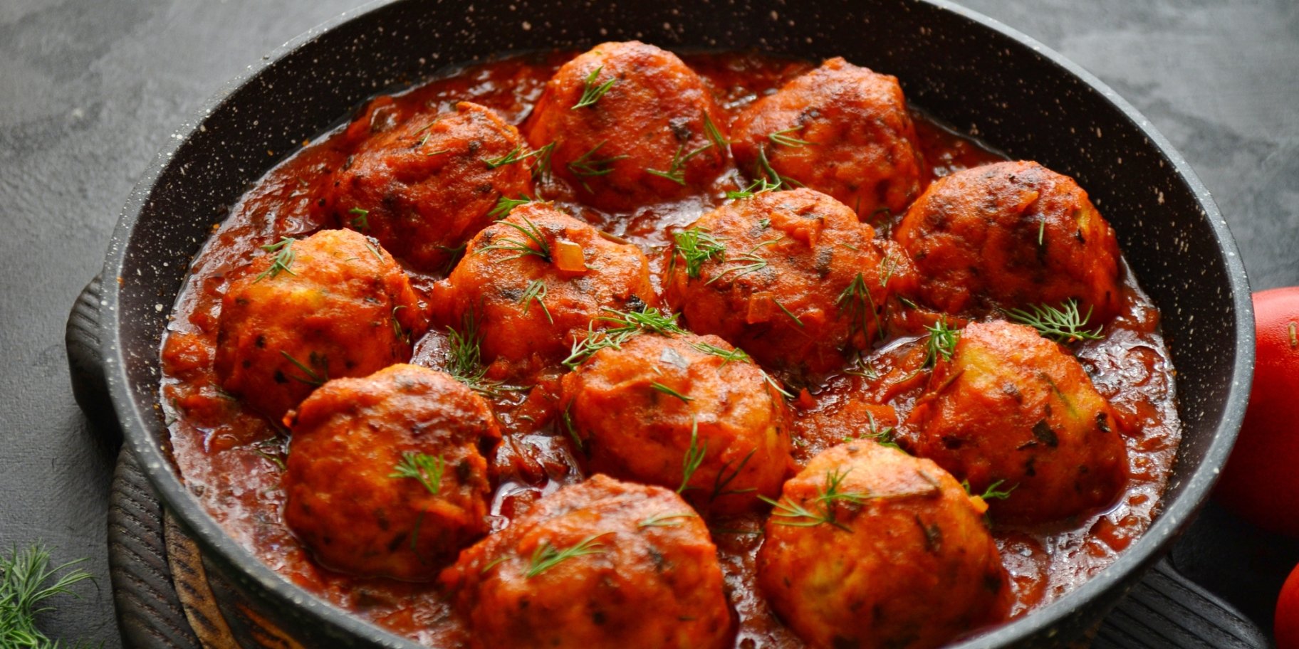 Свиные котлеты в соусе