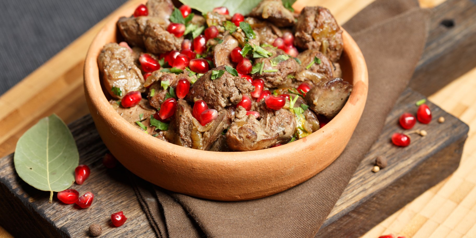 Куриная печень с гранатом по-грузински