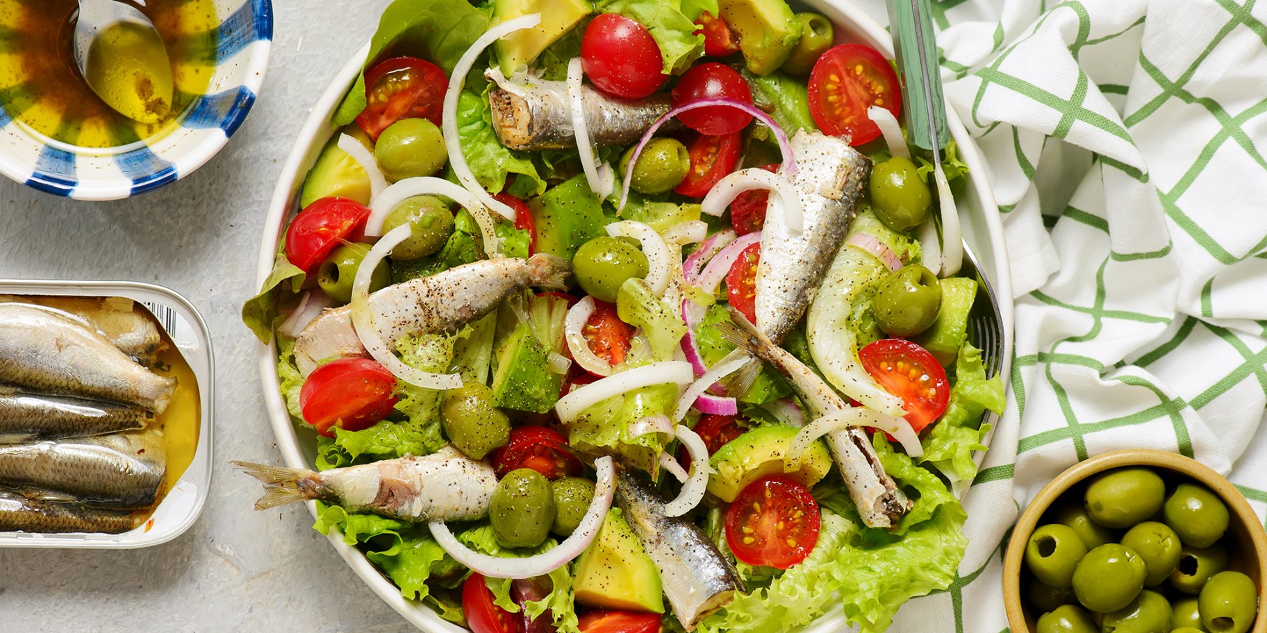 Салат з сардинами