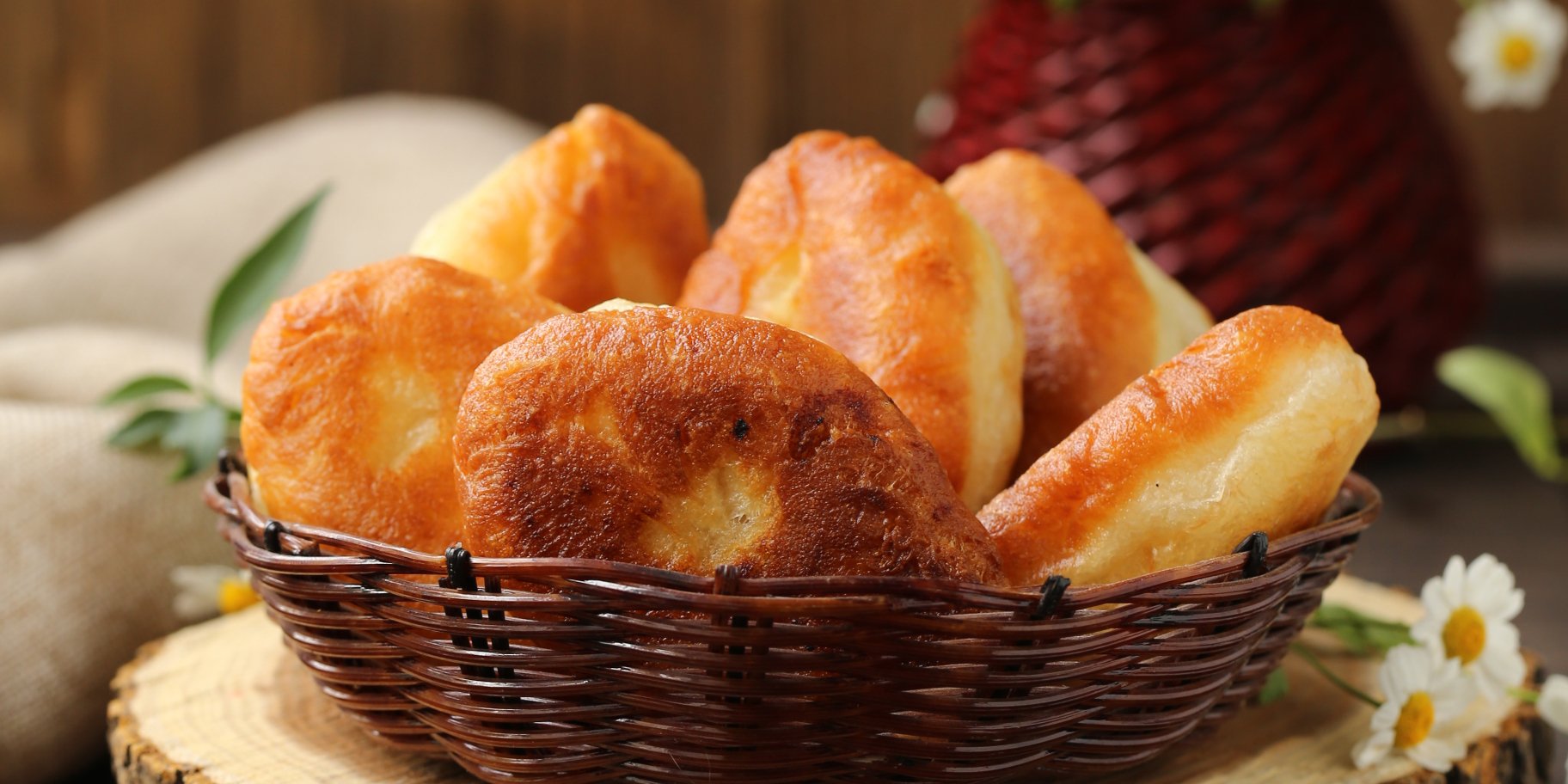 Жареные пирожки с творогом