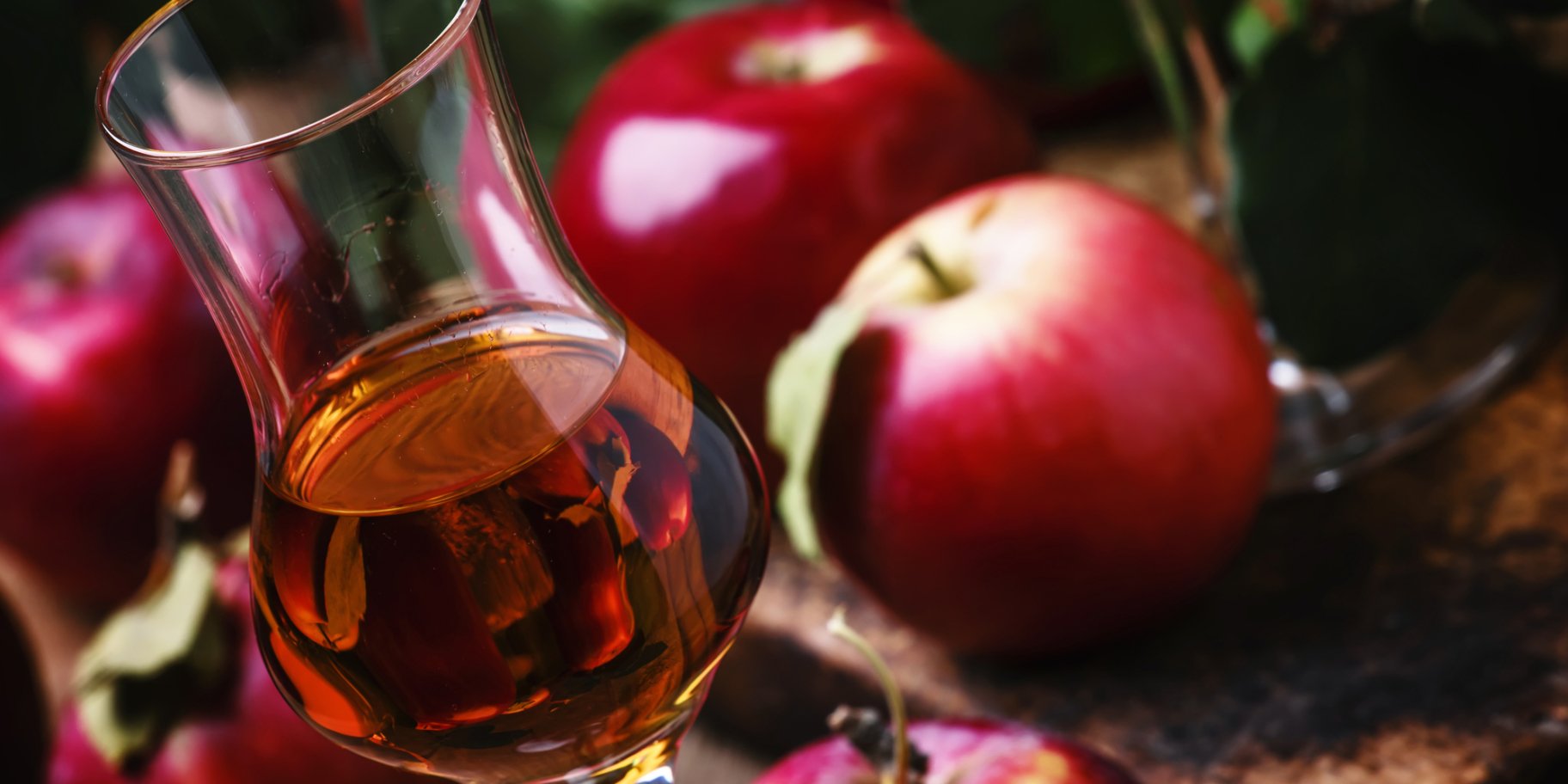 Домашнее яблочно-малиновое вино