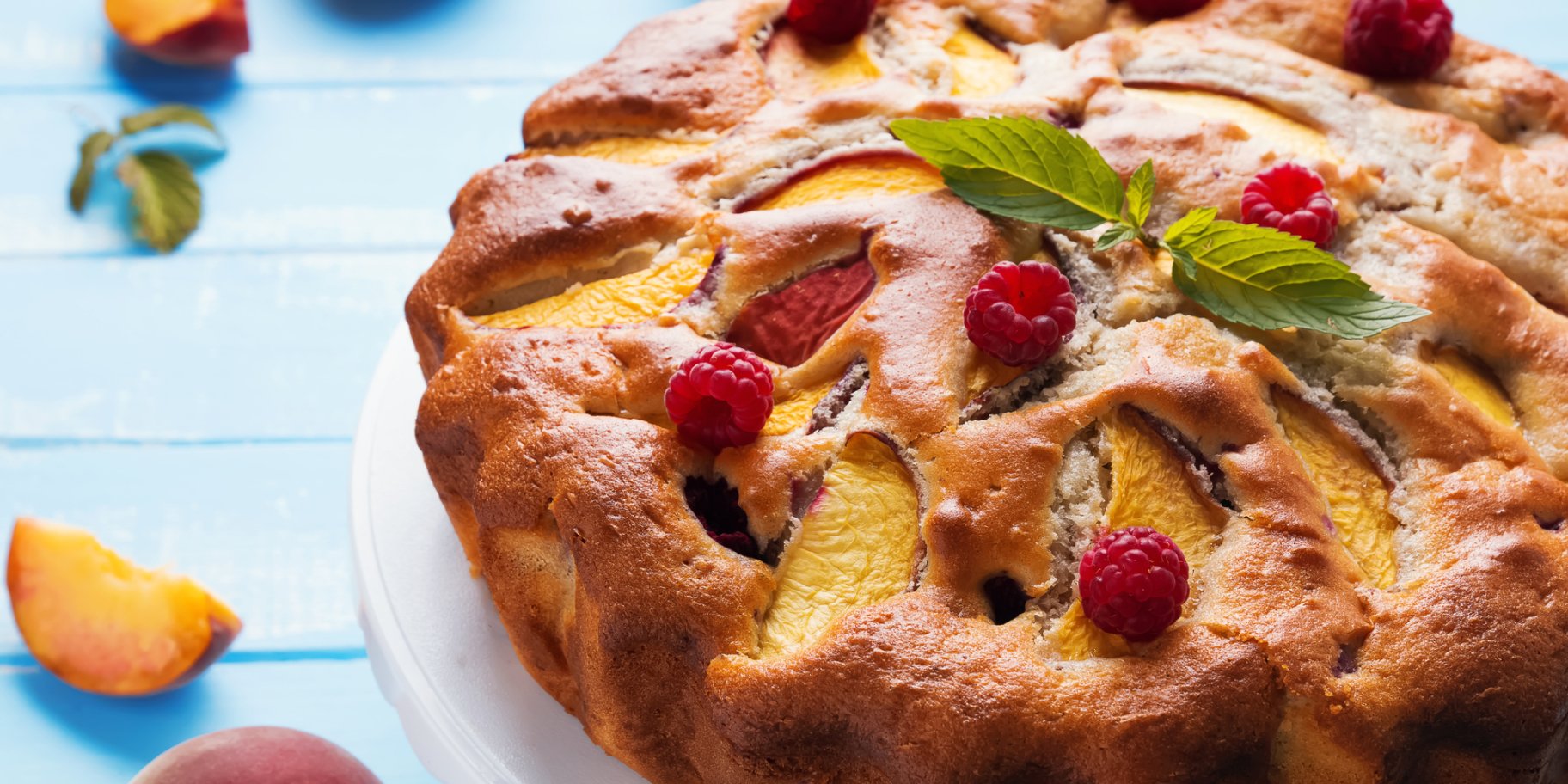 Пиріг з персиками