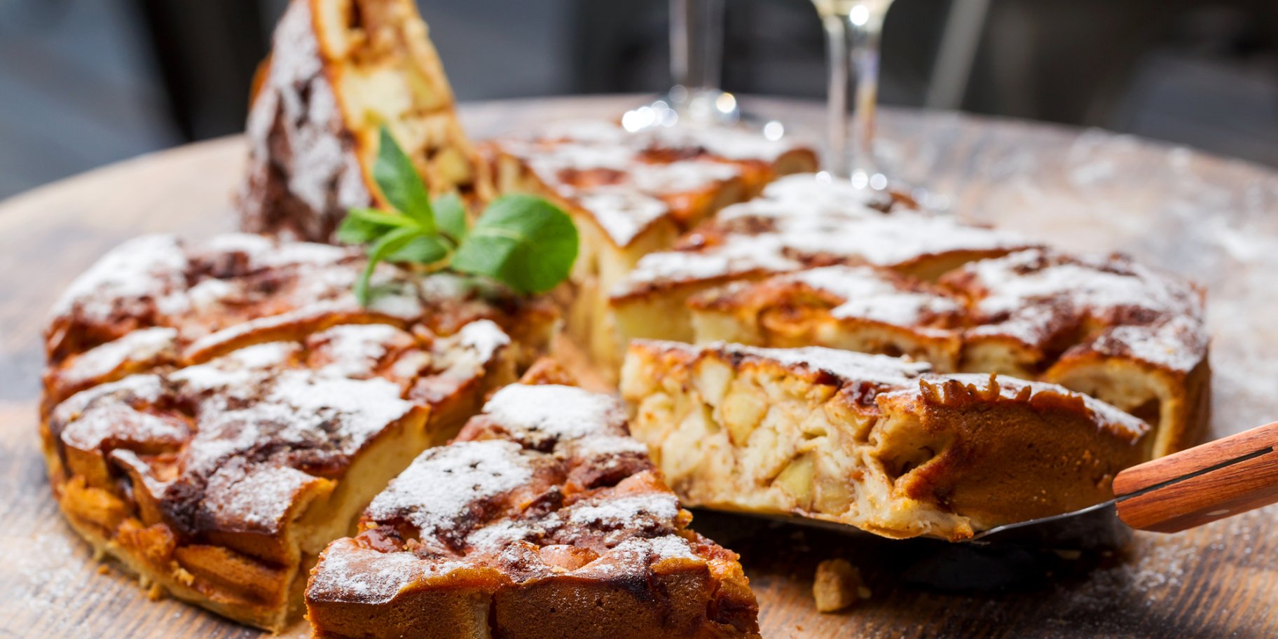 Пиріг з яблуками і шоколадом