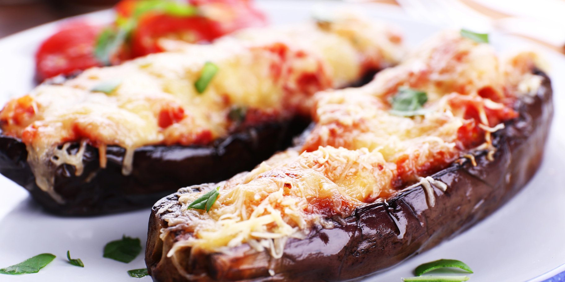 Баклажани з кускусом і курятиною