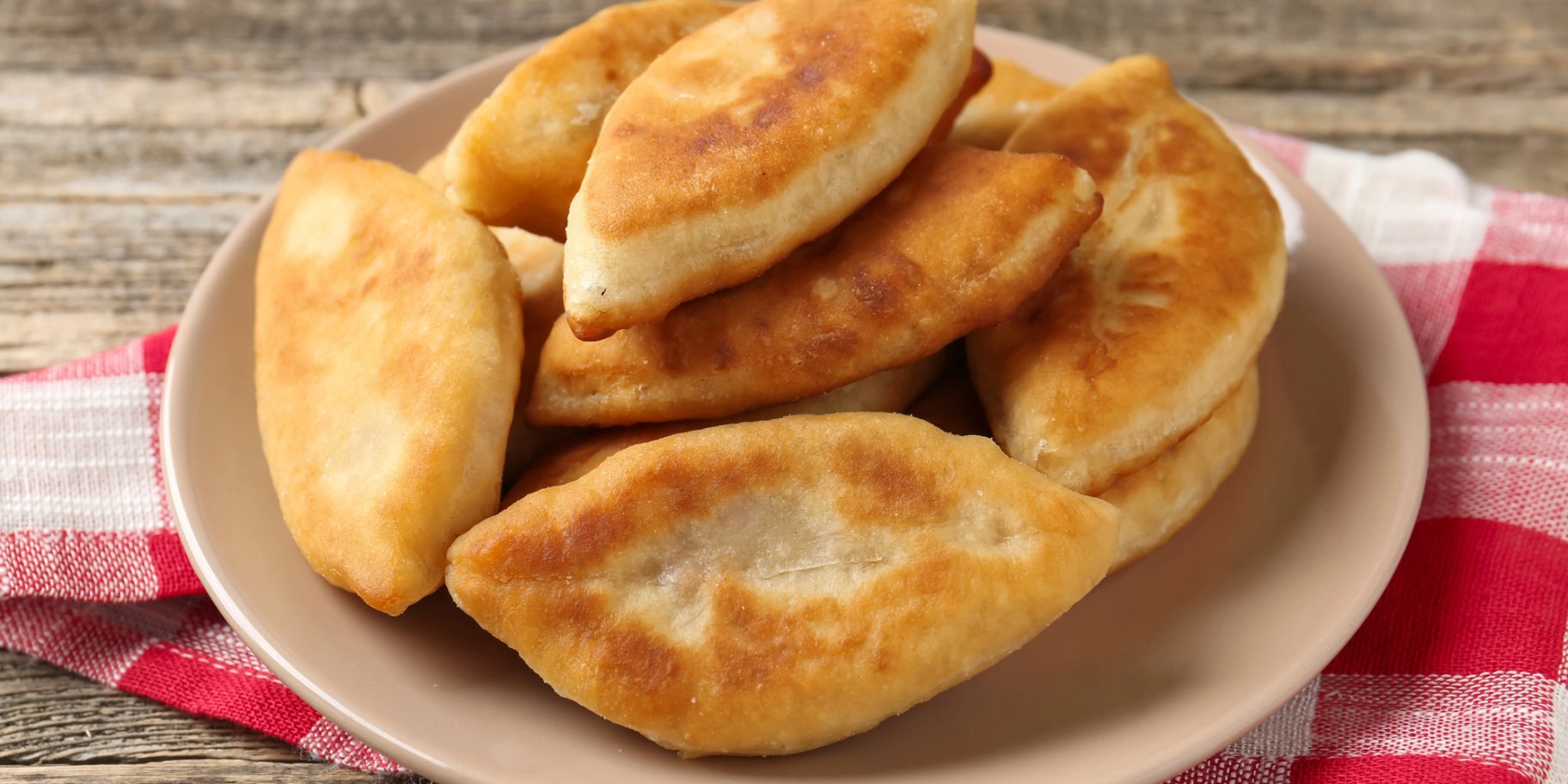 Смажені пиріжки з картоплею за 15 хвилин