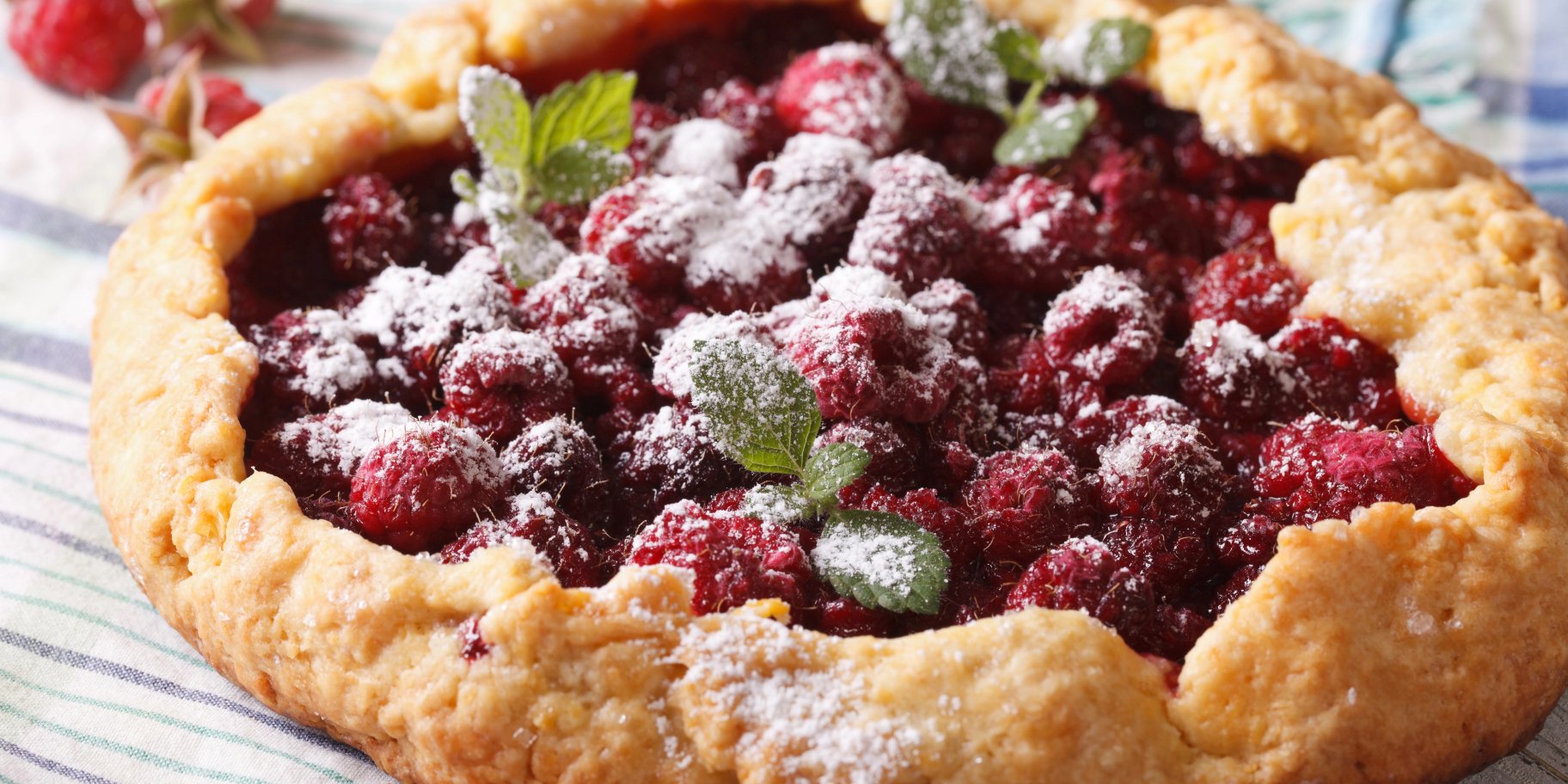 Цільнозернова галета з малиною