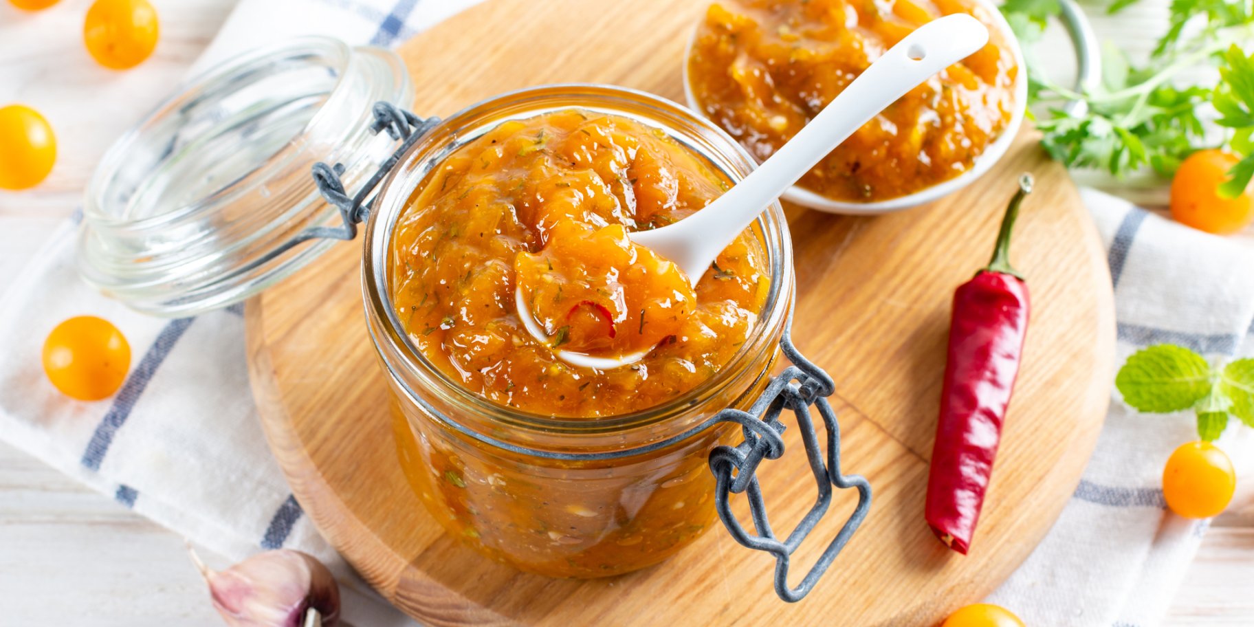 Соус ткемали из желтой алычи на зиму.