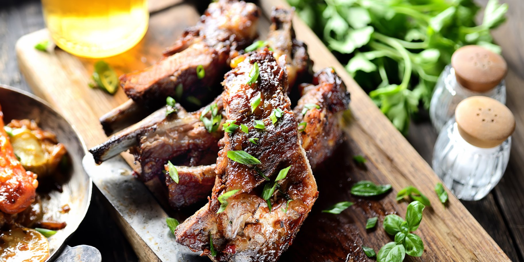 Свинячі реберця