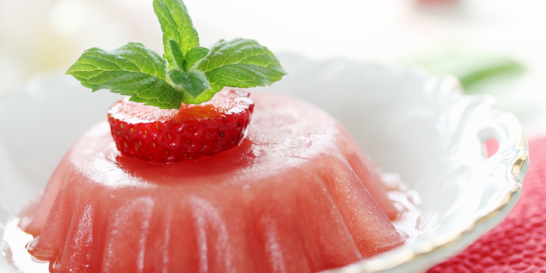 Десерт з полуниці