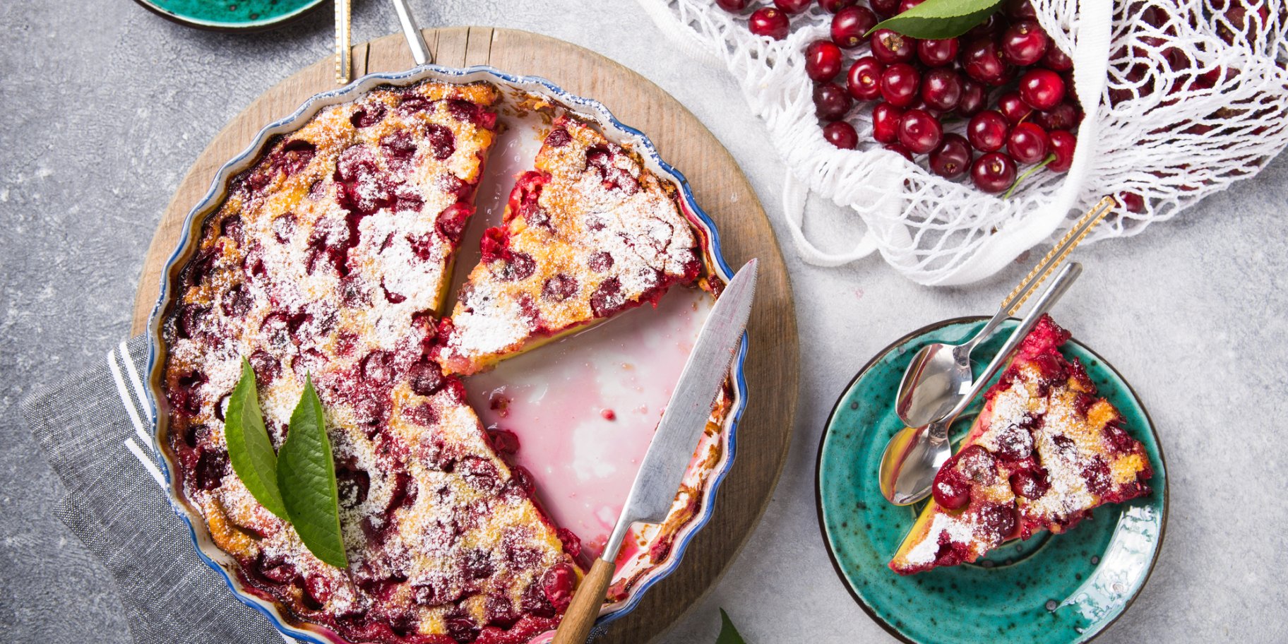 Лінивий пиріг з вишнями