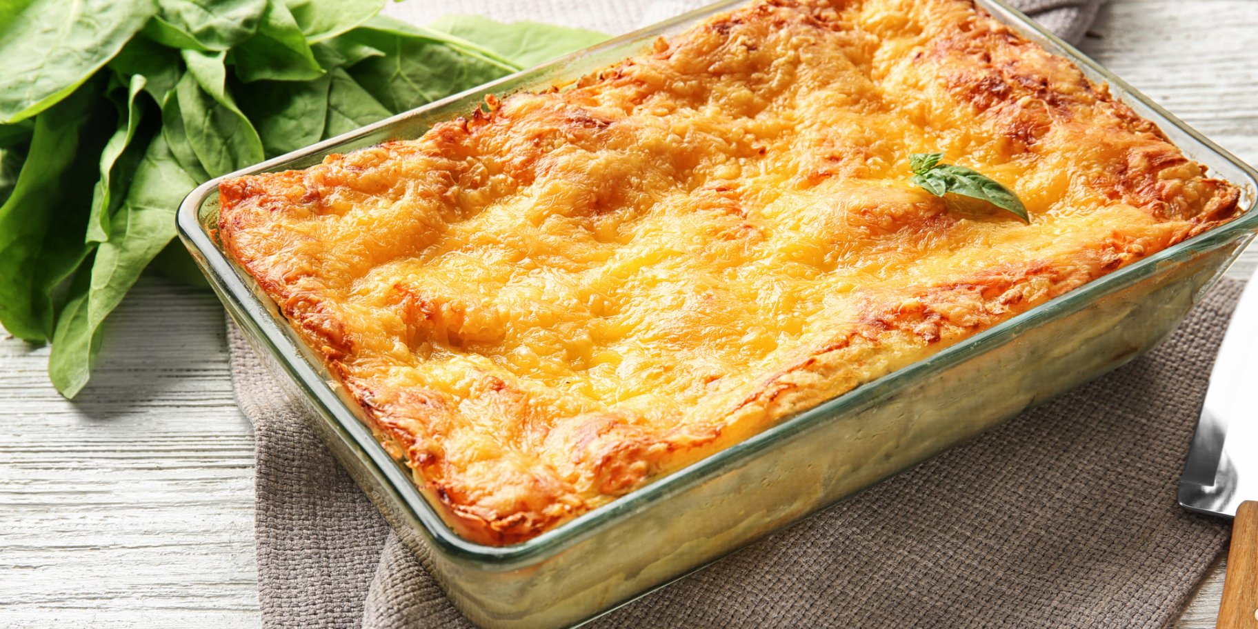 Лазанья з копченою грудинкою і капустою