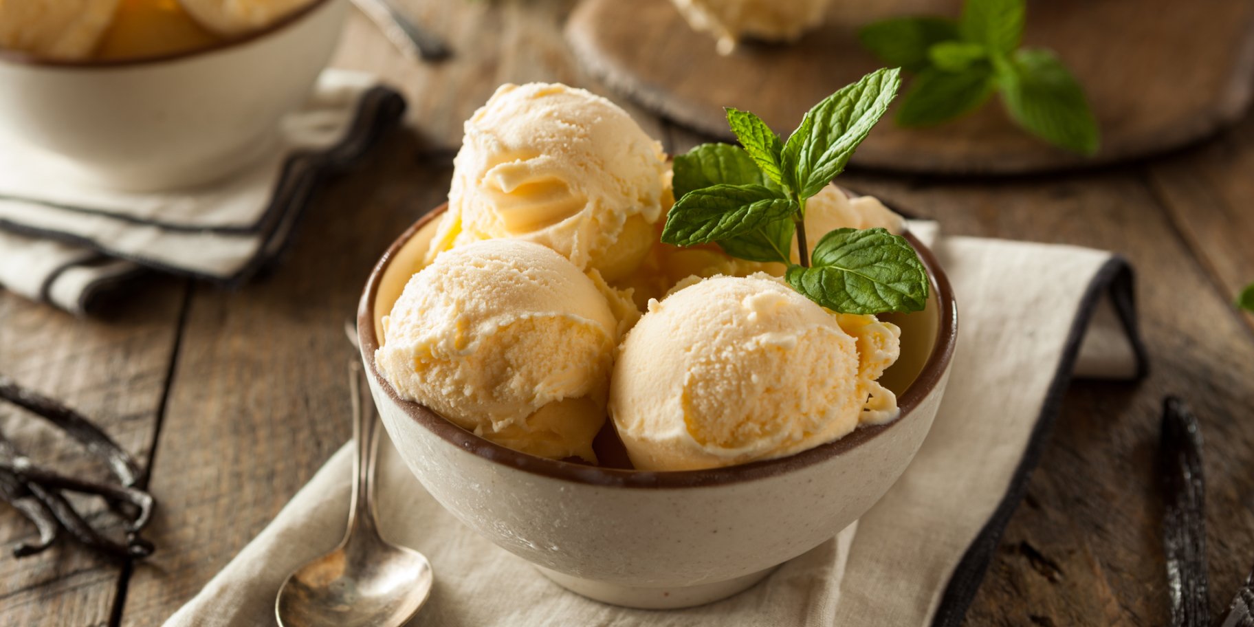 Домашнє ванільне морозиво