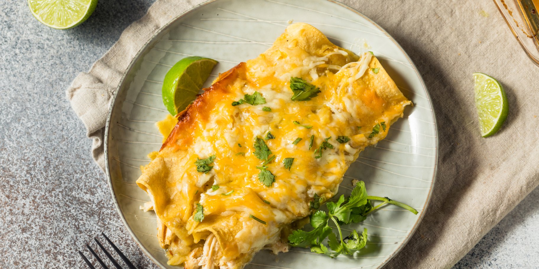 Тортилья з куркою під сиром