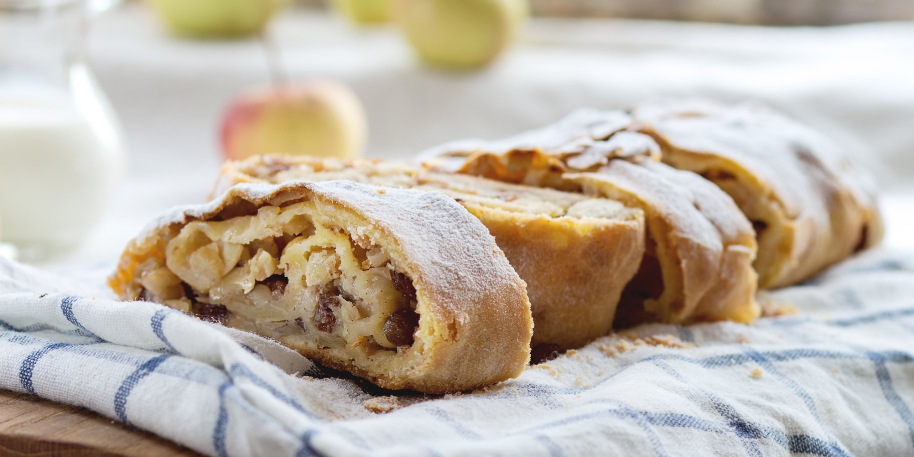 Грушевий струдель