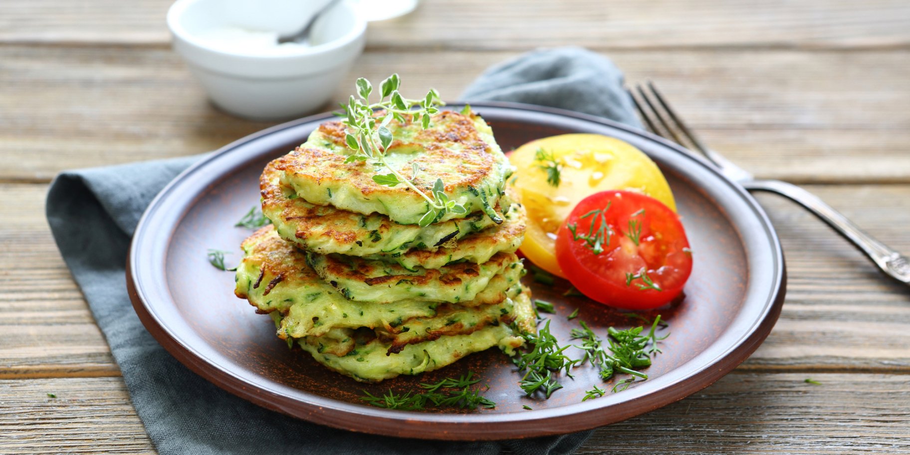 Кабачкові оладки з кропом