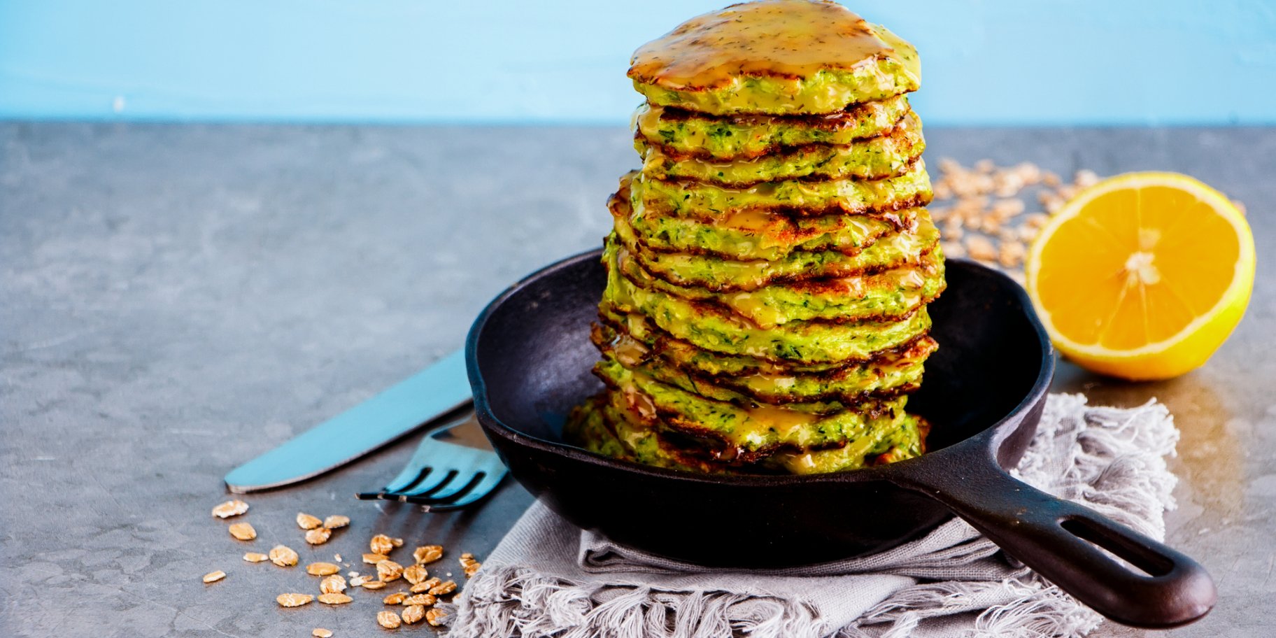 Кабачковые оладьи с грибами