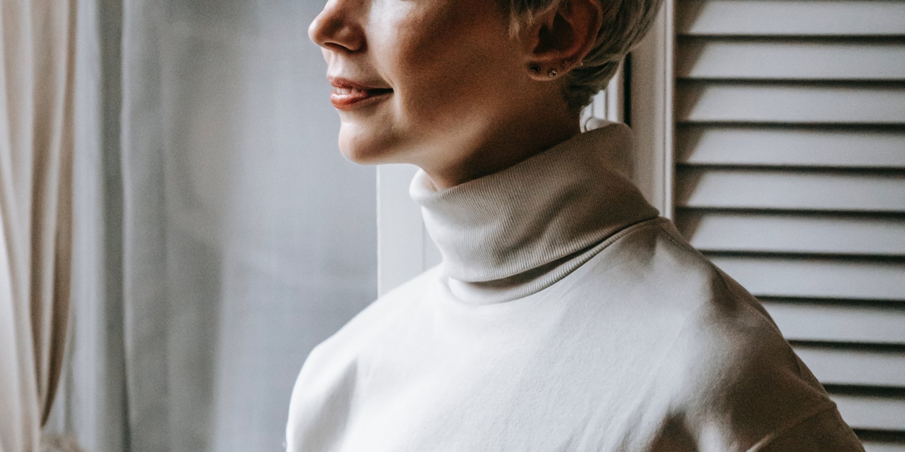 Старша жінка