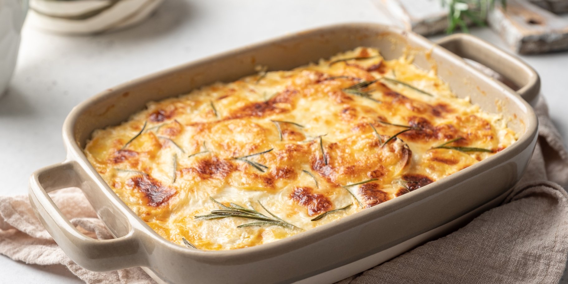 Картопляний салат з лососем