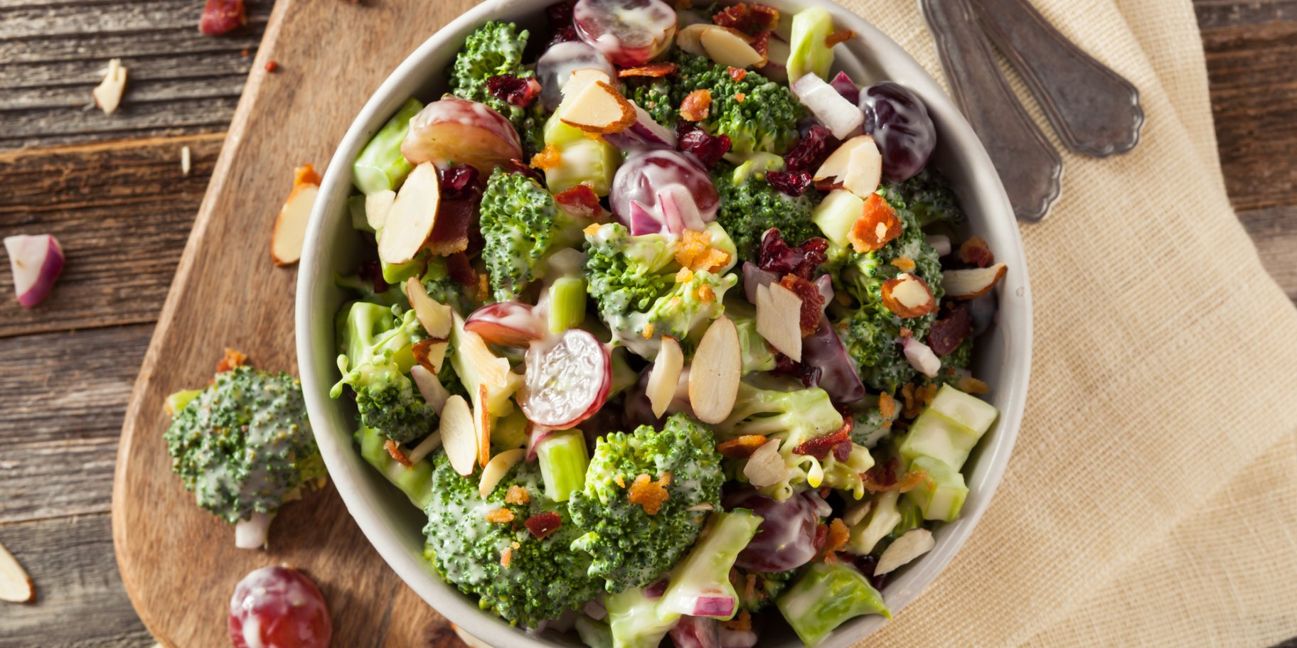 Салат из брокколи