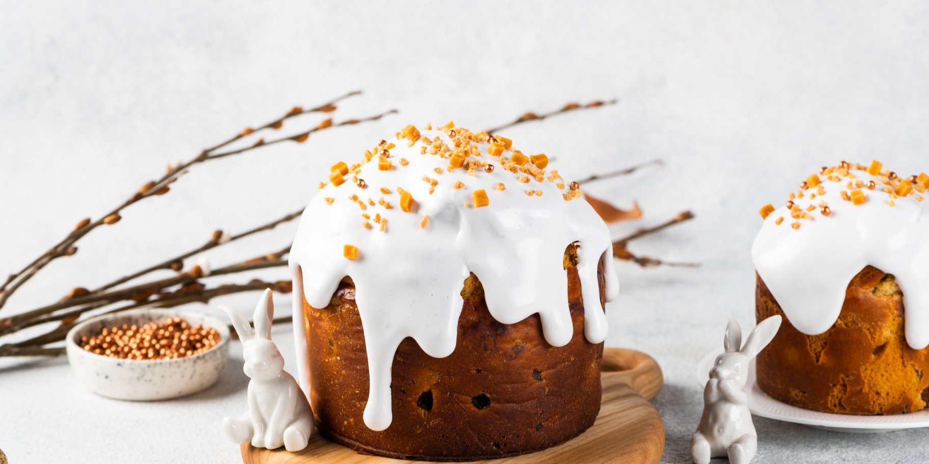 Паска з журавлиною і курагою