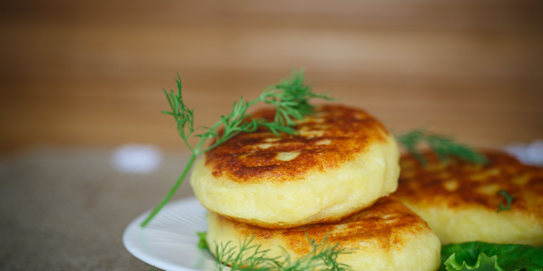 картофельные котлетки с квашеной капустой