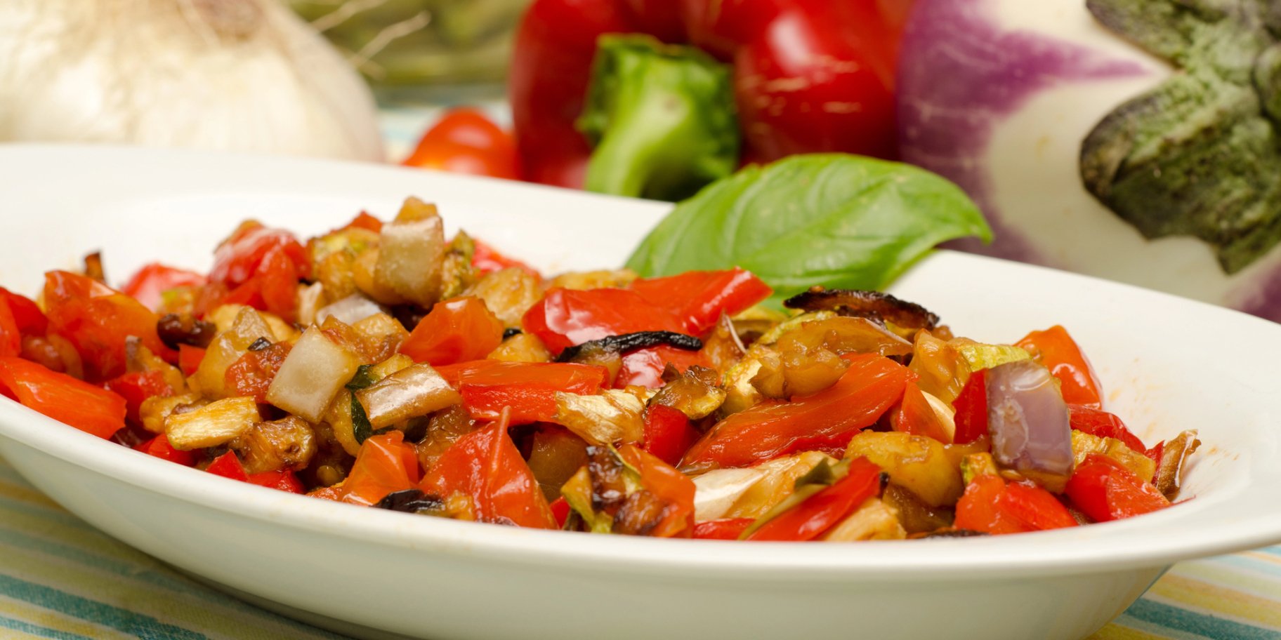 Консервированный салат с баклажанами