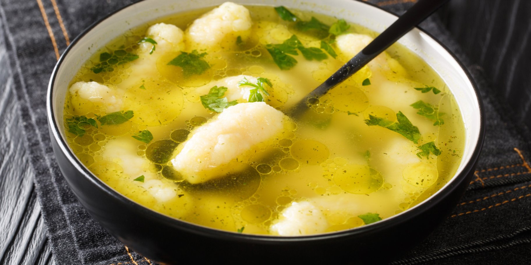 Курячий суп з галушками