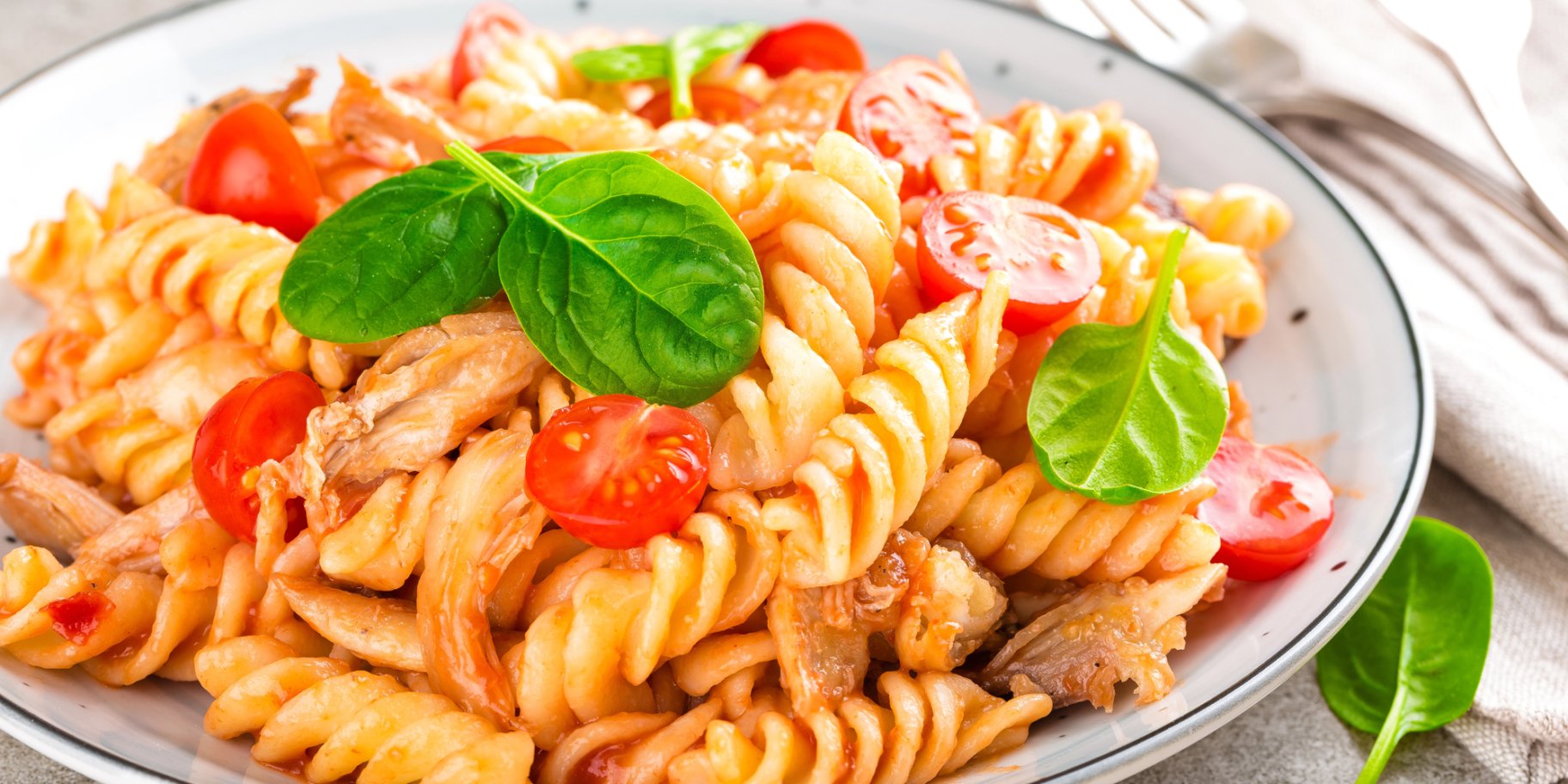 Паста з куркою