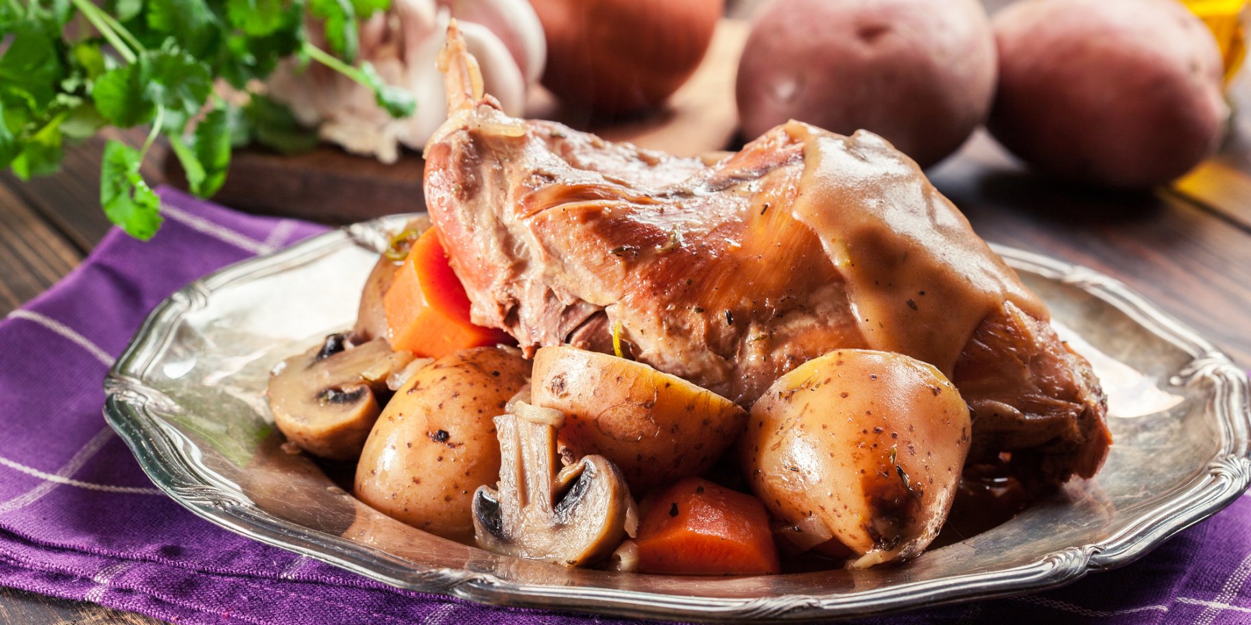 Тушкований кролик