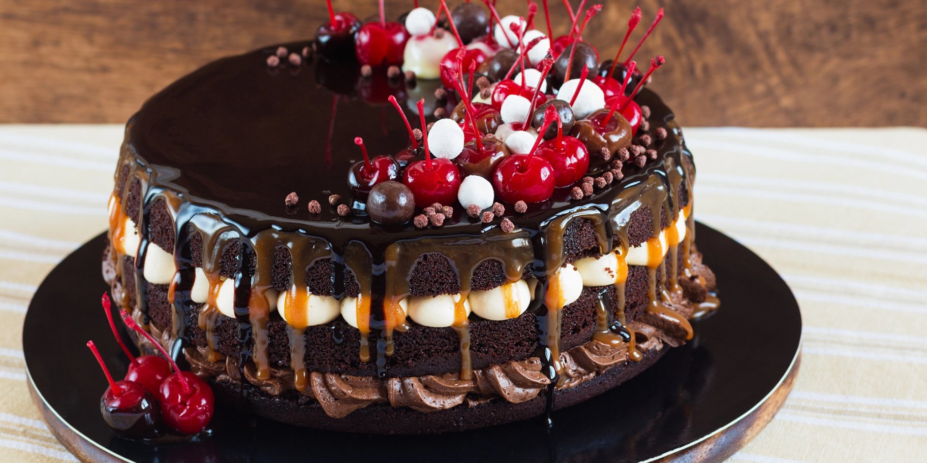 Торт «П’яна вишня»