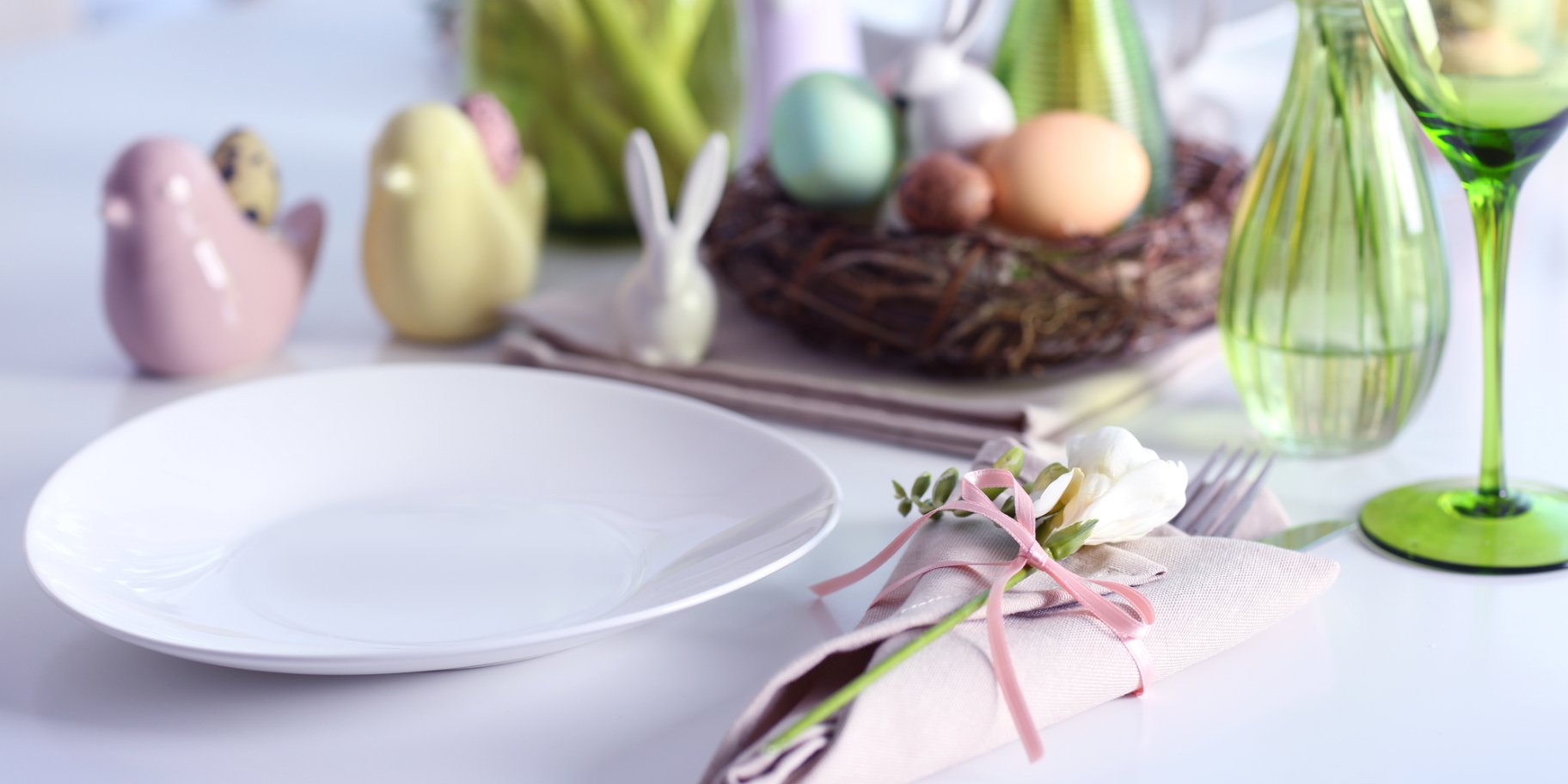 великодній святковий стіл