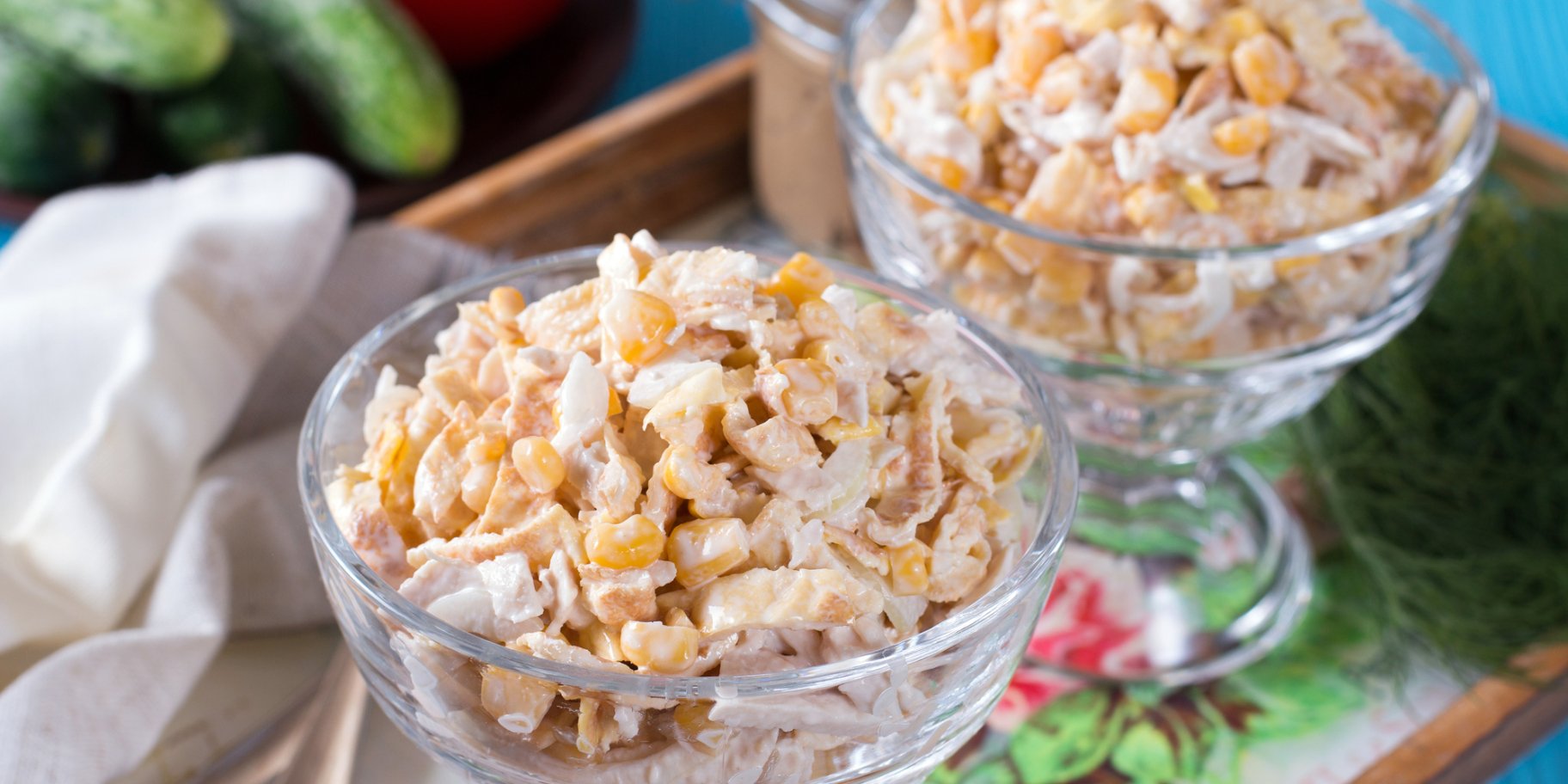 Салат з копчених курячих стегенець