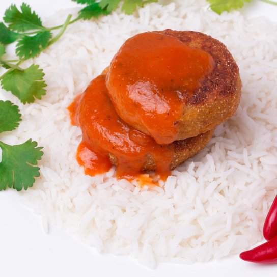 Нутові котлети в соусі