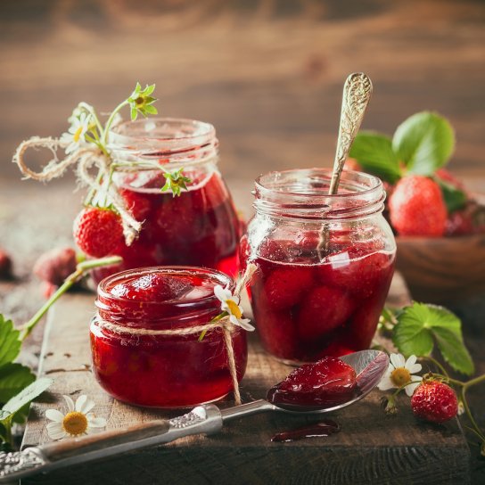 Варення з полуниці на сковороді