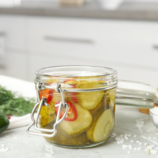 Консервовані огірки як з Макдональдз