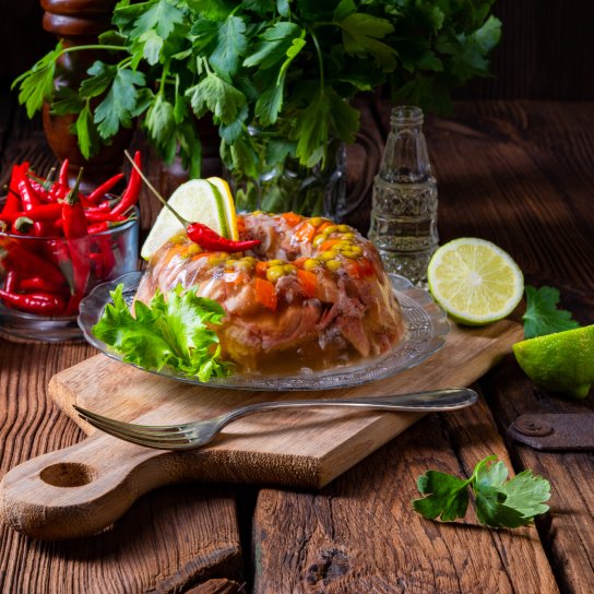 холодець на столі