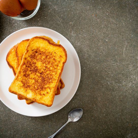 Грінки з білого хліба в сковороді