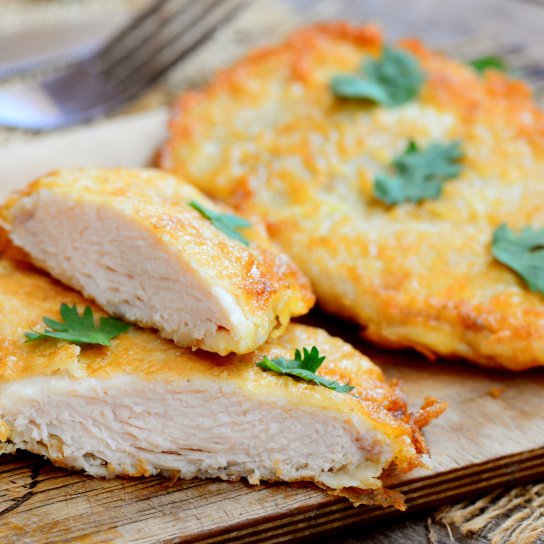 Курячі відбивні у хрусткому клярі