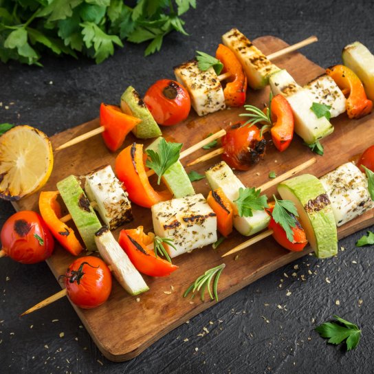 Овочевий шашлик із сиром