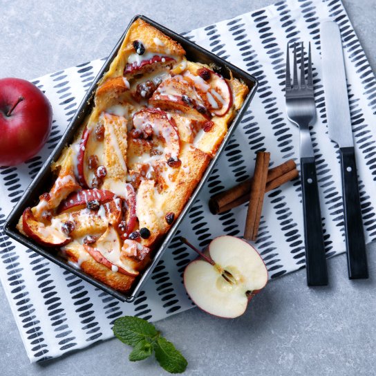 хлібний пудинг з родзинками