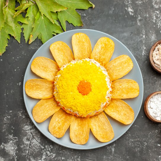 Закуска на чипсах