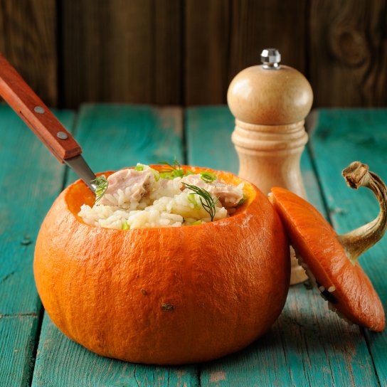 рагу с овощами и мясом в тыкве